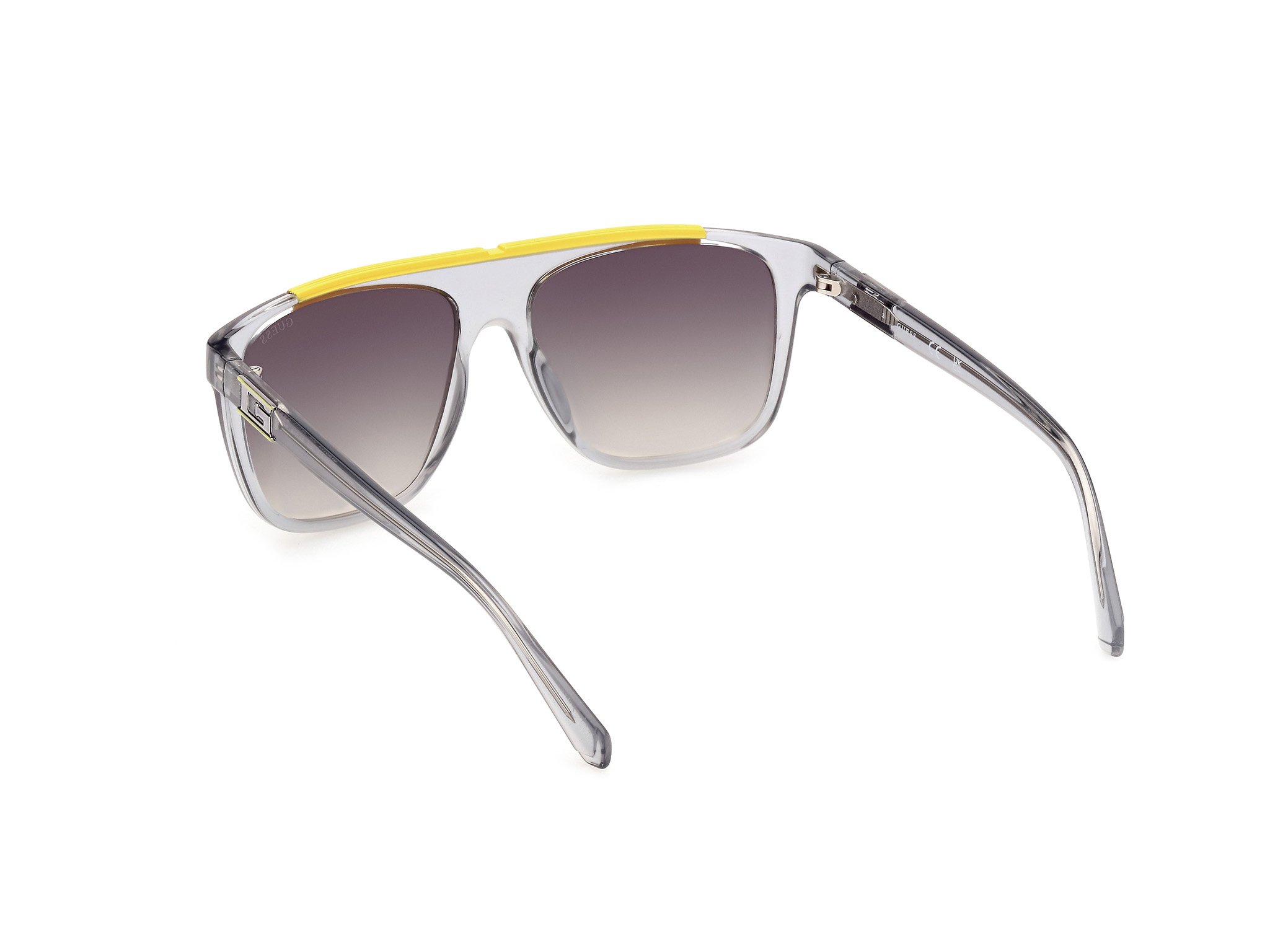 Das Bild zeigt die Sonnenbrille GU00123 20B von der Marke Guess in Grau.