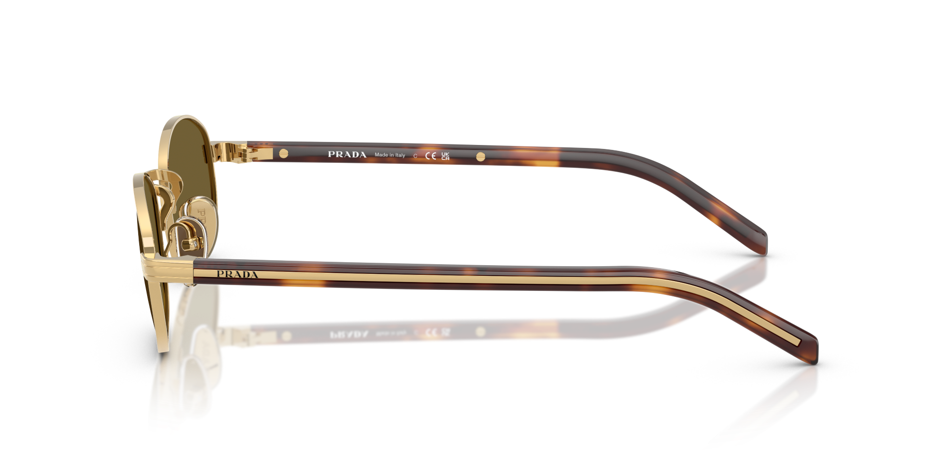 Auf diesem Bild sehen Sie die Sonnenbrille 0PR B53S von Prada in der Farbe Gold.