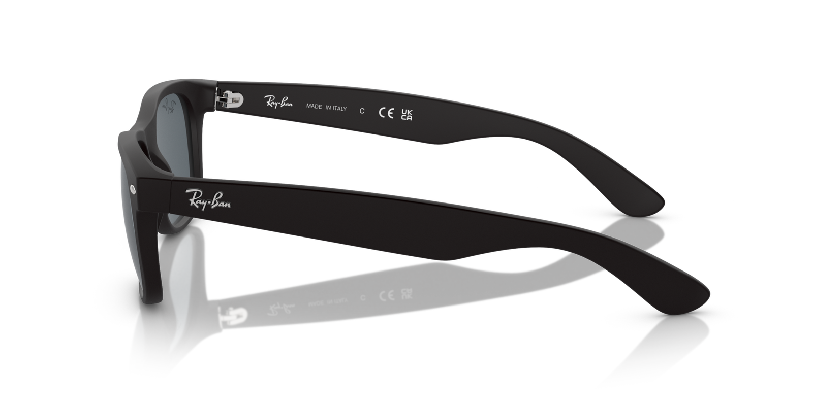 Das Bild zeigt die Sonnenbrille 0RB2132 von Ray Ban in der Farbe Schwarz.