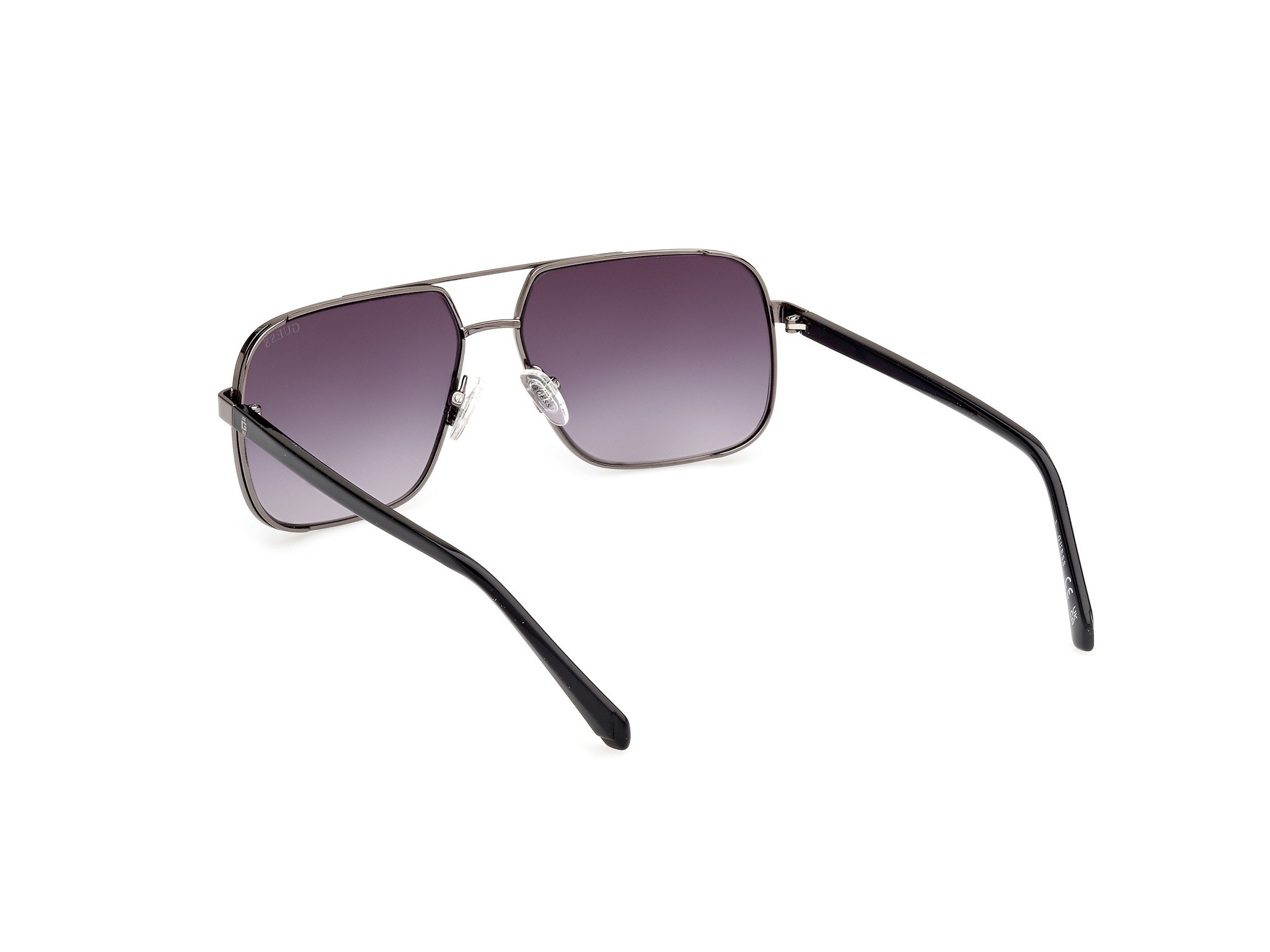 Das Bild zeigt die Sonnenbrille GU00119 08B von der Marke Guess in Gunmetal.