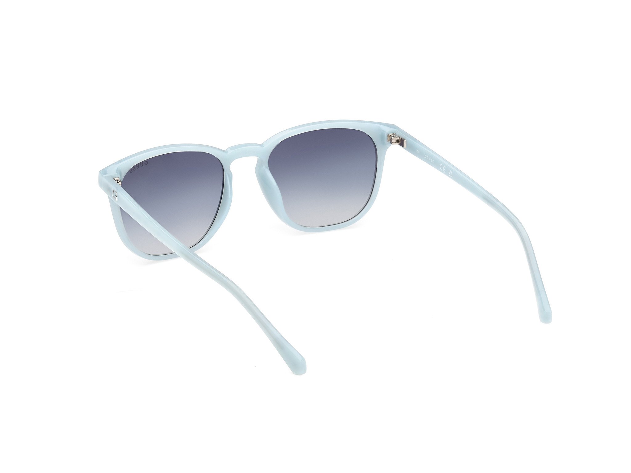 Das Bild zeigt die Sonnenbrille GU00061 84W von der Marke Guess in Hellblau.