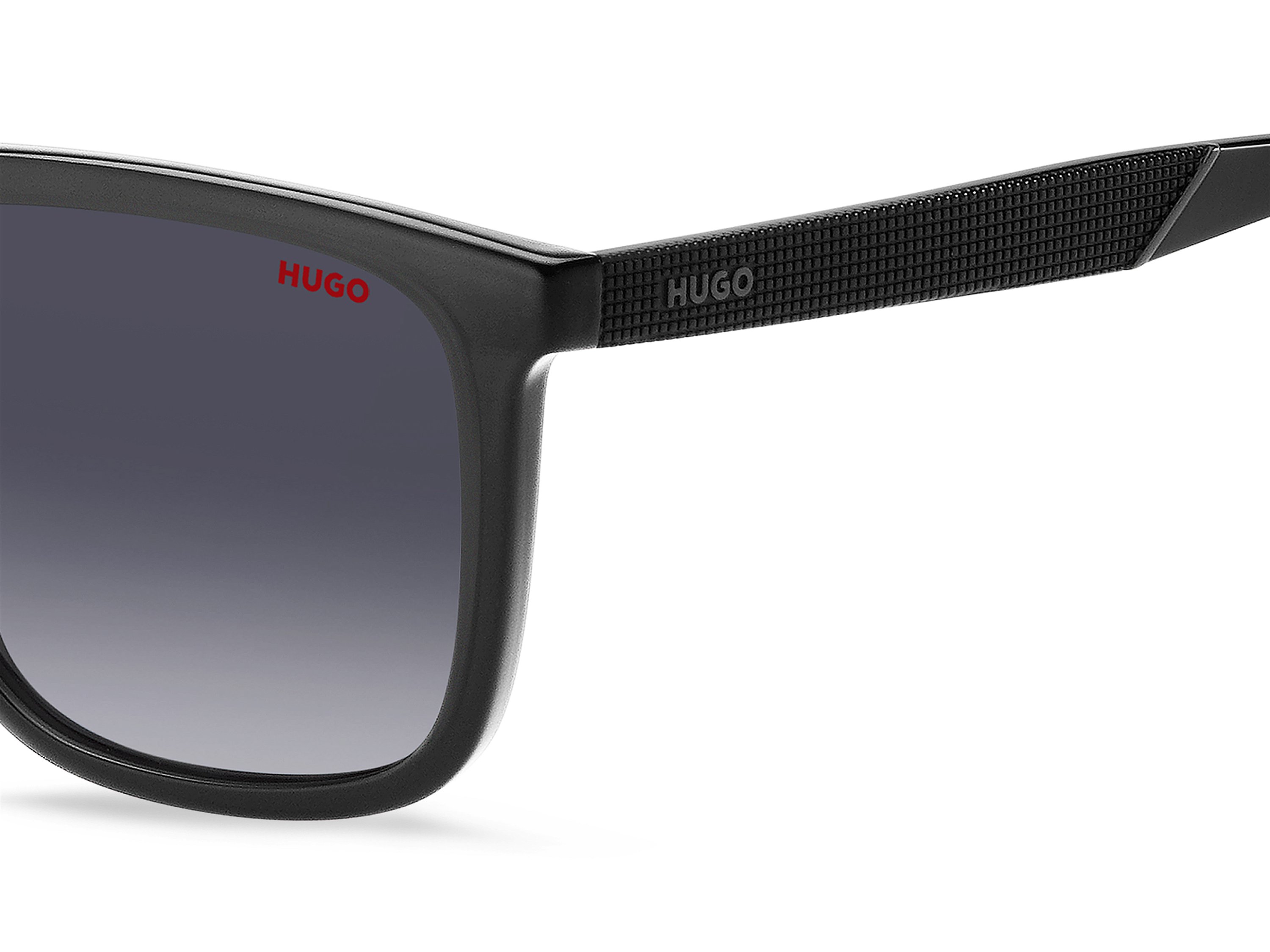 Das Bild zeigt die Sonnenbrille HG1304/S KB7 von der Marke Hugo in schwarz.