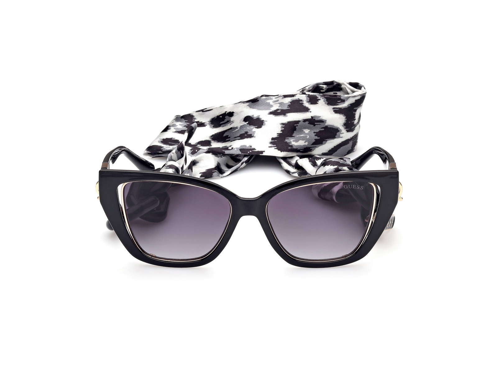 Auf diesem Bild sehen Sie die Sonnenbrille GU7816 von Guess in der Farbe Schwarz.