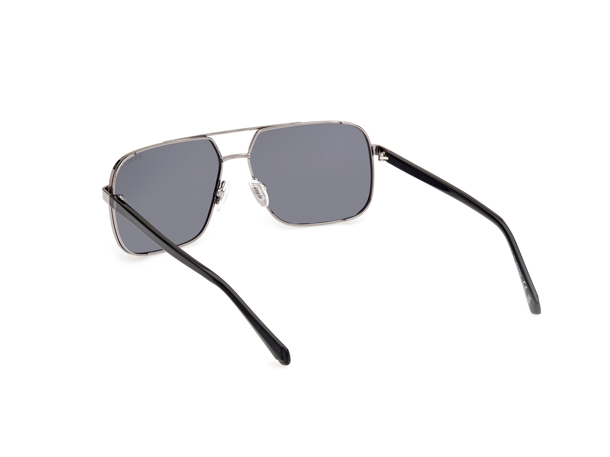 Das Bild zeigt die Sonnenbrille GU00119 08D von der Marke Guess in Gunmetal.